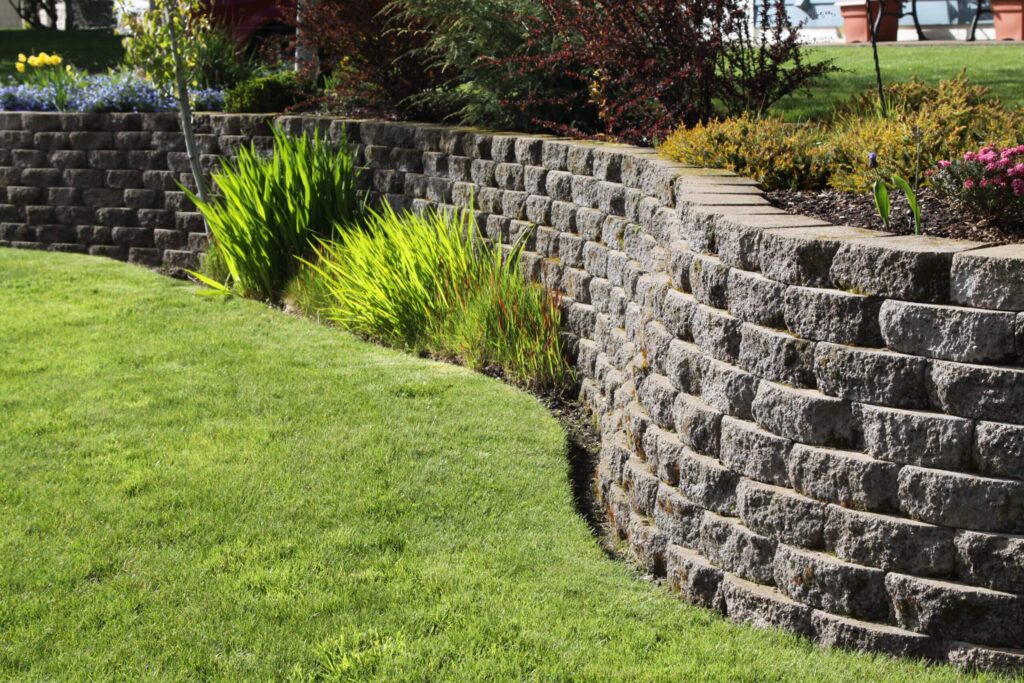 retaining wall stones
